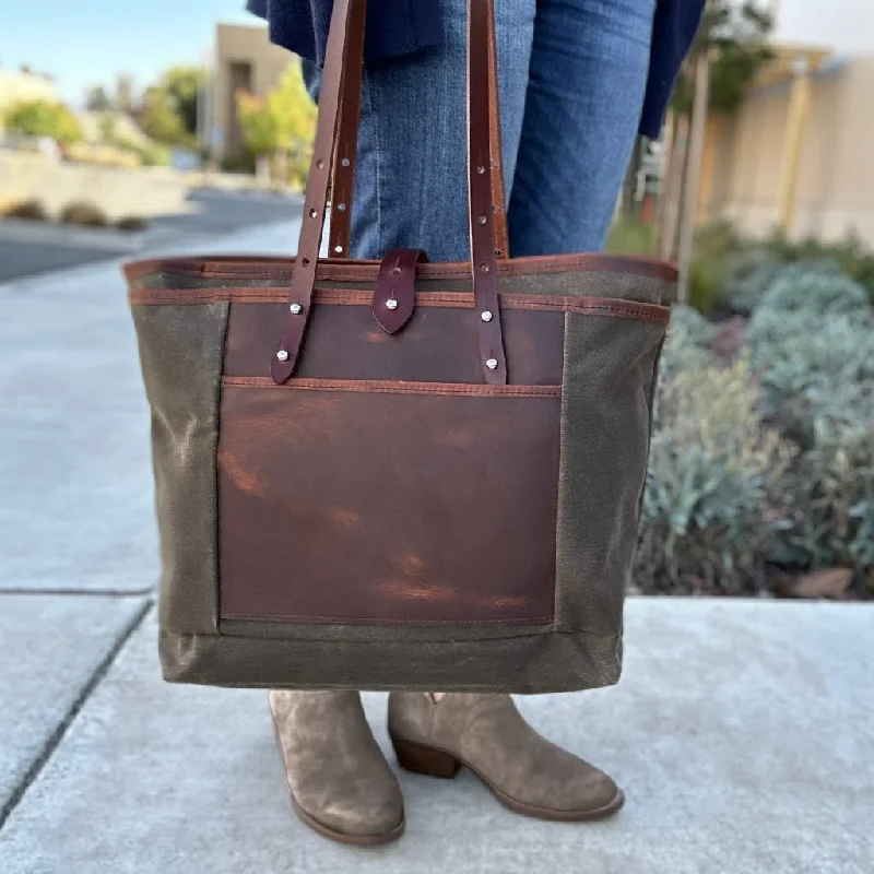 Value Deals Everyday Tote, Hard Times