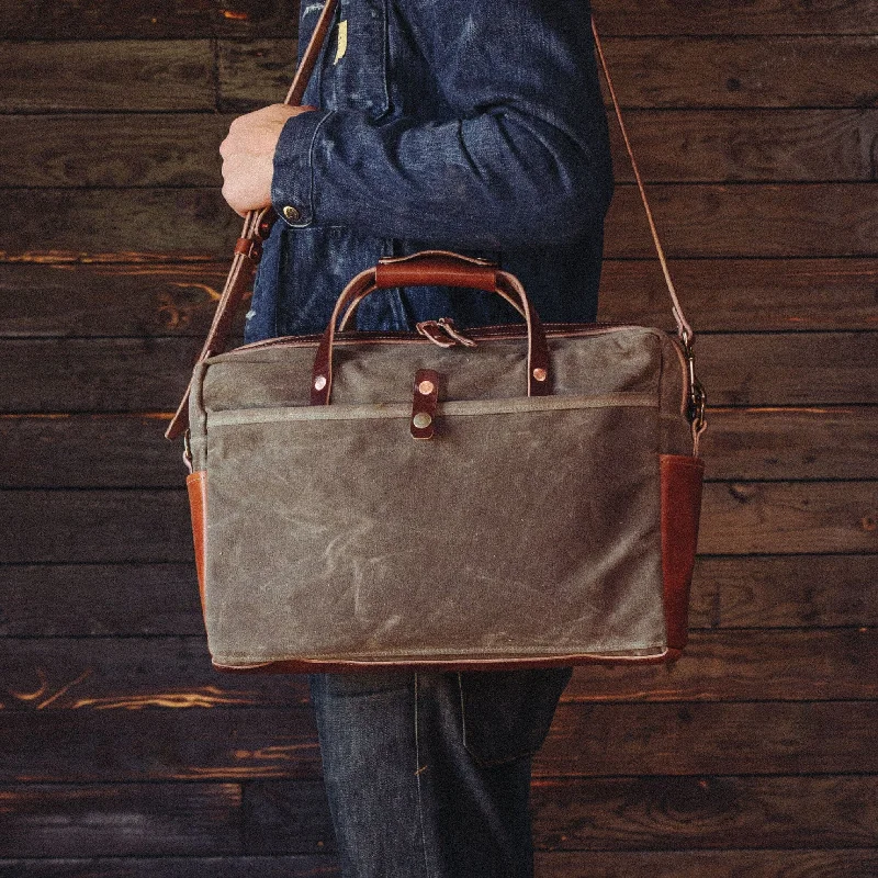 Weekend Bargains to Love Courier Briefcase - Field Tan