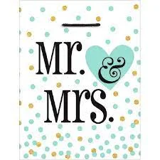 Markdowns Mr and Mrs Medium Gift Bag