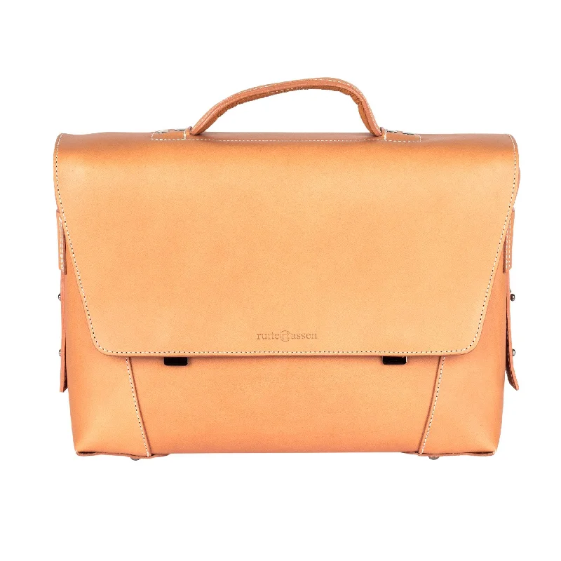 Best Prices Of The Season Happening Now Ruitertassen Classic 2177 Leather Messenger Bag, Natural