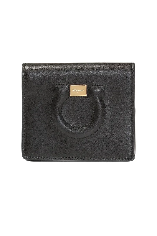 Great Bargains SALVATORE FERRAGAMO Gancio City Men's 684463 Black Card Holder