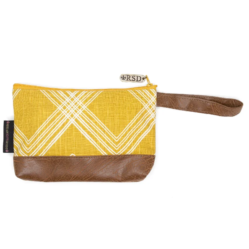 Exclusive Deal Wristlet With Card Slots